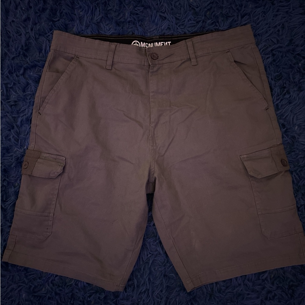 Men's Gray Cargo Shorts